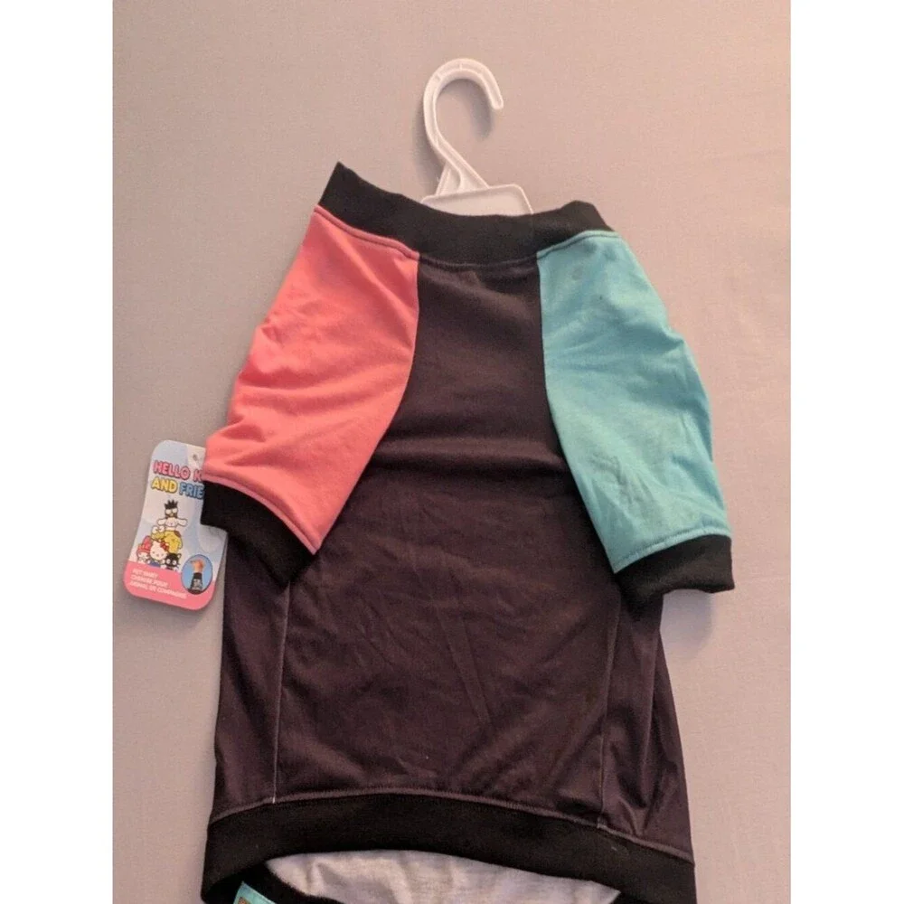 NWT Medium Friends Forever Hello Kitty and Friends tee